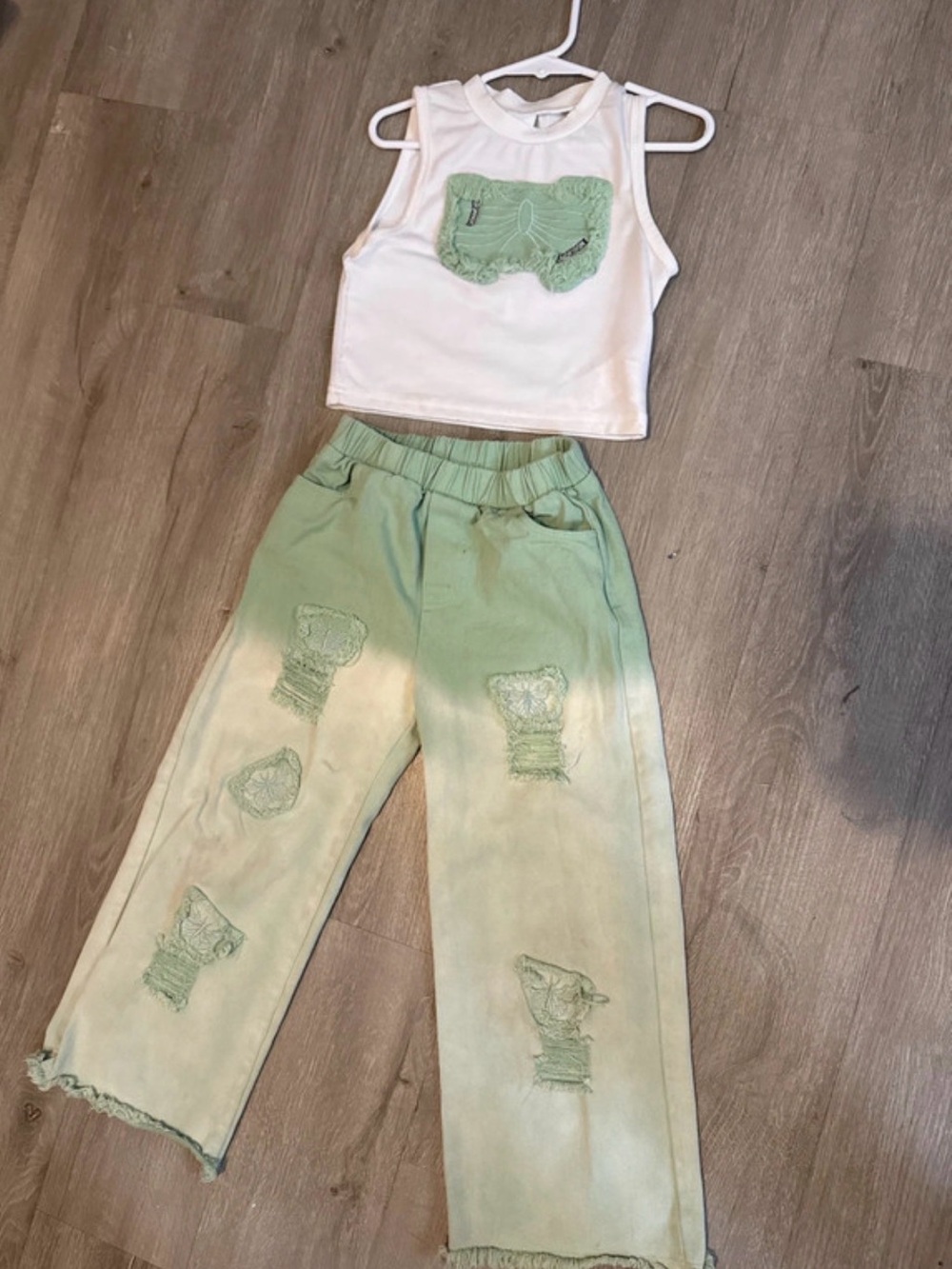 Kids Two-Piece Green Tie-Dye Lounge Set - Brand: